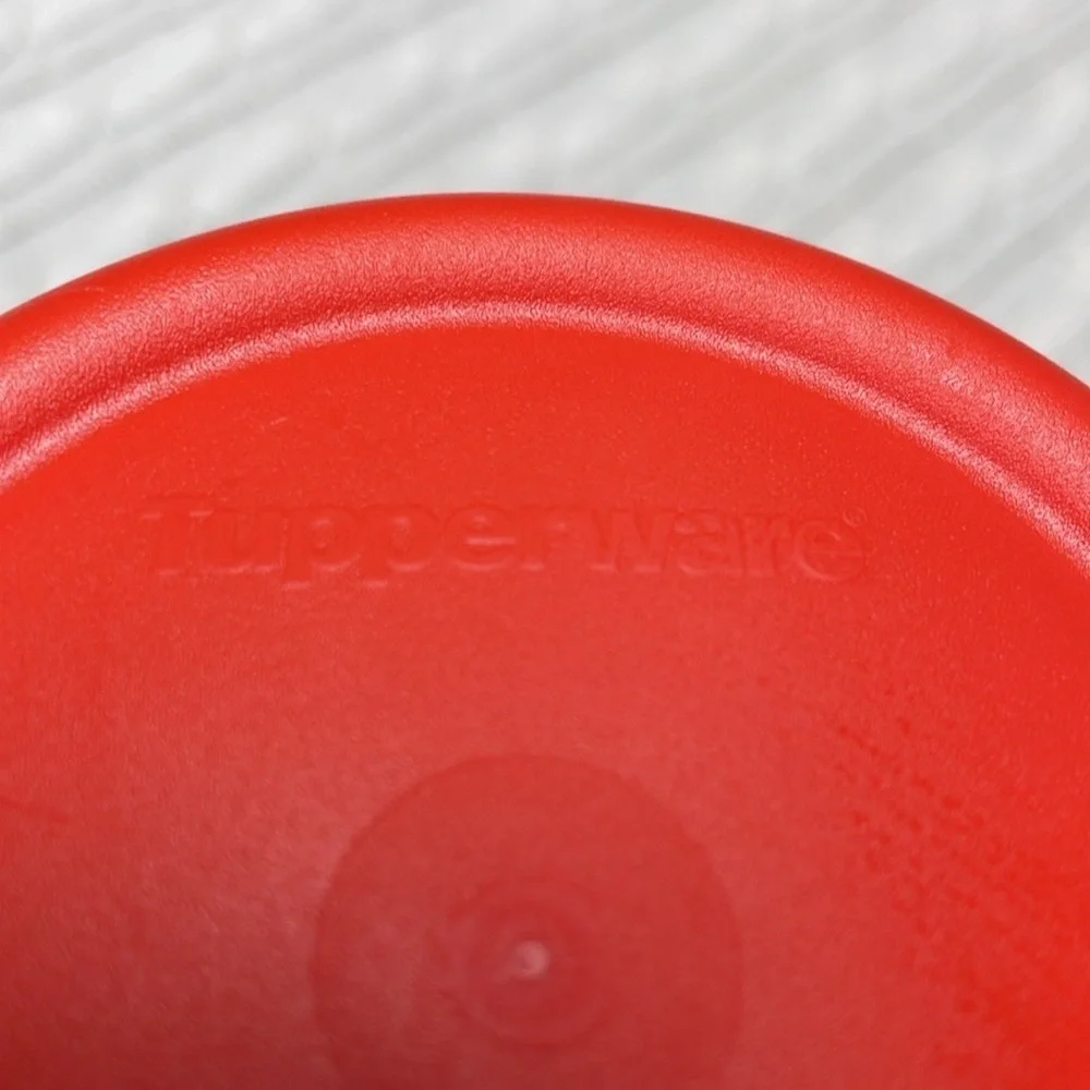 Tupperware Insulated Tumbler Orange Dripless Lid w/straw hole 3329A-4 24 Oz NWOT